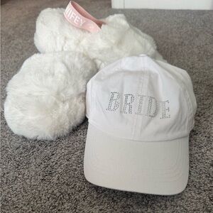 Bridal hat and slippers set